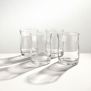 SET OF 4 GORGEOUS HAND BLOWN COCKTAIL/DRINKING GLASSES‎ - EUC SCOTCH WATER ETC